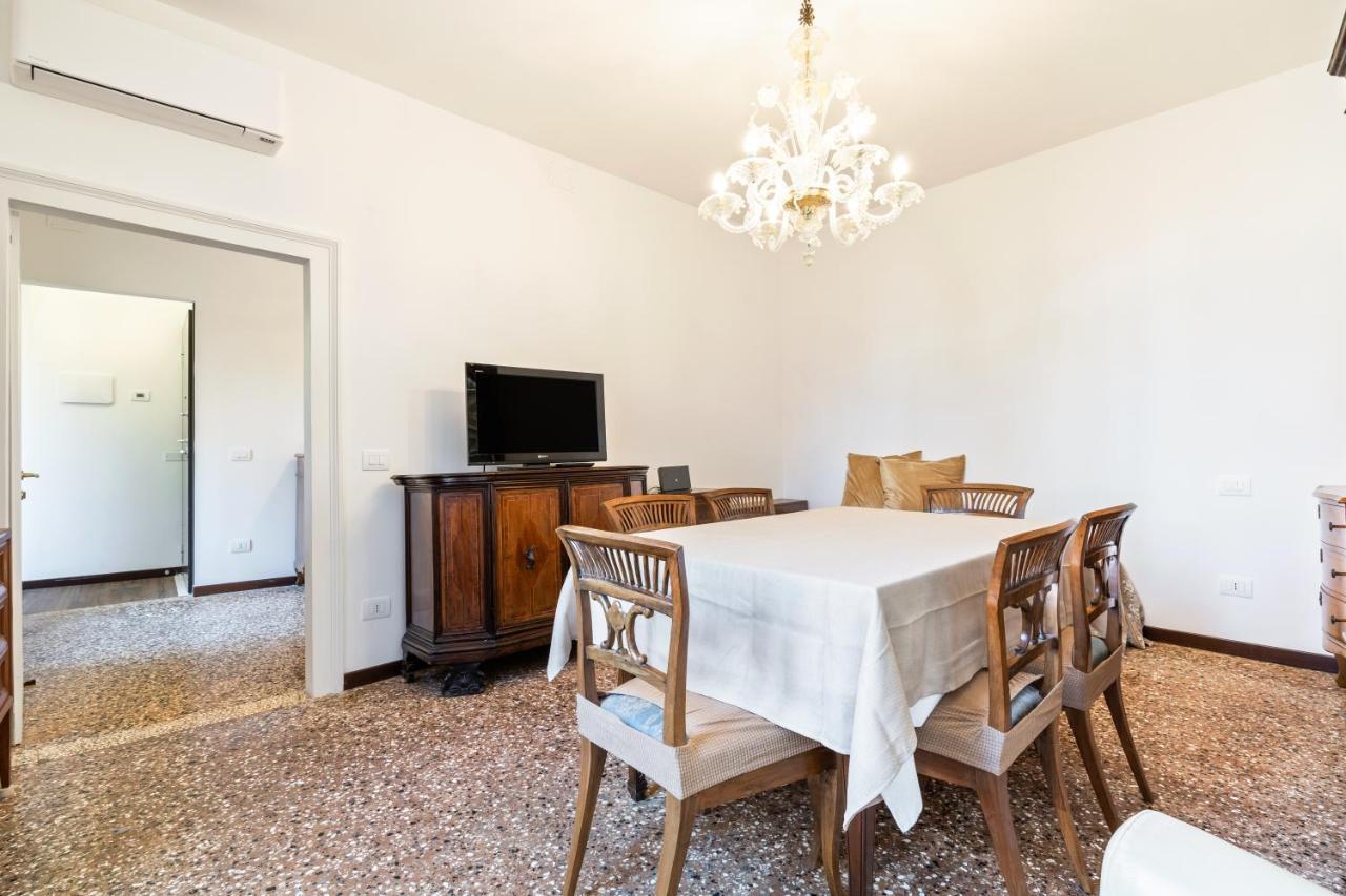 Del Remer Apartment - 5Mins From San Marco Sq Venezia Esterno foto